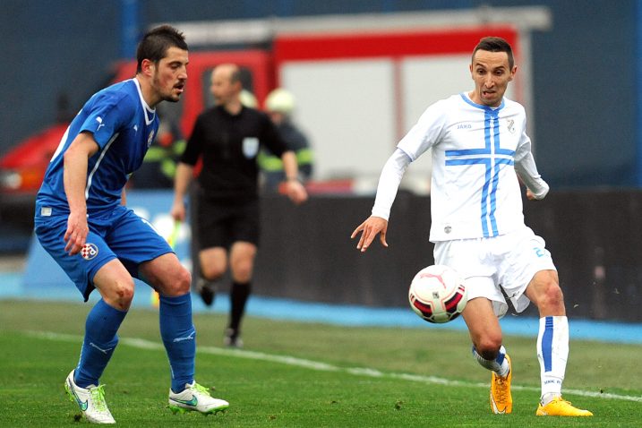 MORA VIŠE – Marin Leovac u duelu s Arijanom Ademijem / Foto Denis LOVROVIĆ