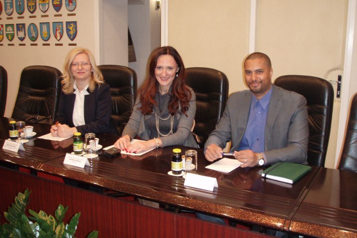Bisera Karanović, Gordana Nikolić i Moise Bašić predstavili su projekt  / snimio Vladimir MRVOŠ