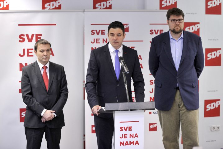 Arsen Bauk, Davor Bernardić i Peđa Grbin / Foto: N. REBERŠAK