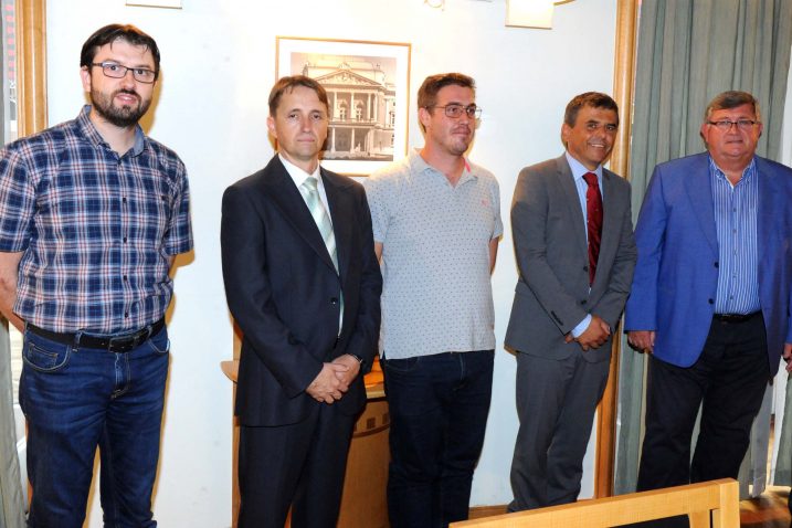 Novi vjetar u leđa riječkim inovatorima – Miroslav Vrankić, Robert Basan, Davor Ćiković, Boris Golob i Vojko Obersnel / Foto  Marko GRACIN