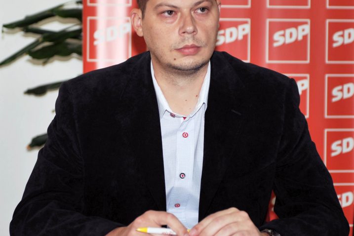 Ulazi u bitku protiv cijelog HDZ-a – Saša Đujić / Arhiva NL