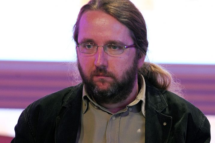 Dean Šoša je upozorio kako ćemo vrlo skoro imati gledatelje koji neće razlikovati film od stvarnosti, i to zato jer je zakazala HRT  / Snimio Denis LOVROVIĆ