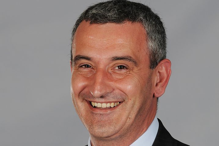 Damir Mandić