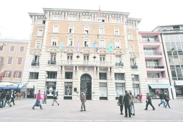 Reorganizacija komunalnog sustava i nije tako jeftina – gradska uprava na Korzu / Foto: S. DRECHSLER