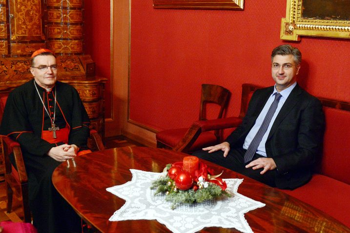 Kardinal Josip Bozanić i premijer Andrej Plenković u srijedu u Nadbiskupskom dvoru / snimio D. LOVROVIĆ