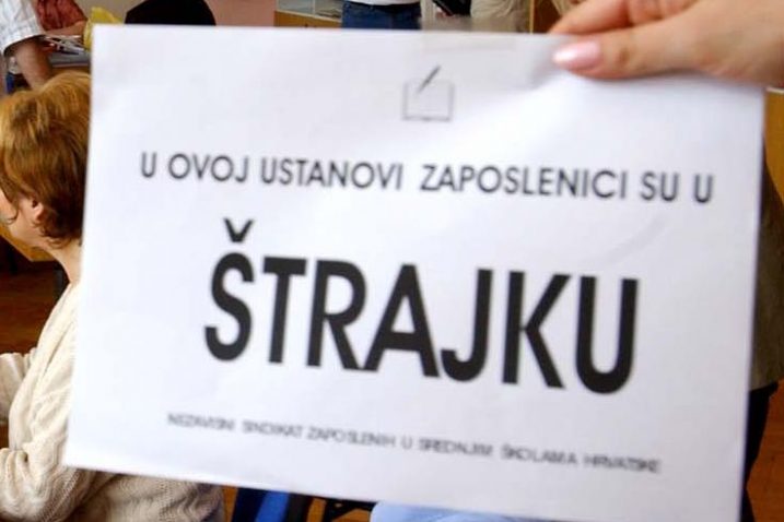 Učitelji, nastavnici, profesori u osnovnim i srednjim školama pripremaju se za industrijske akcije – prosvjede, a moguće i štrajk / Foto Marko GRACIN