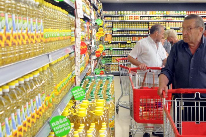 Ilustracija NL / Među pet proizvoda koje Srbija najviše izvozi u Hrvatsku nalazi se i suncokretovo ulje iz tvornice ulja Dijamant u Zrenjaninu