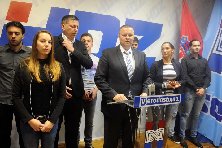 Kristjan Staničić s članovima riječkog HDZ-a, Foto: R. BRMALJ
