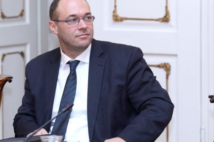 NL arhiva