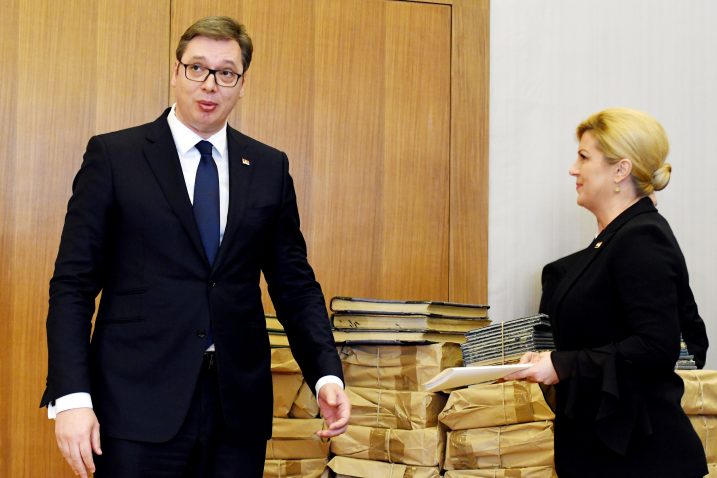 Aleksandar Vučić predao je Kolindi Grabar Kitarović važne dokumente / Snimio Denis LOVROVIĆ