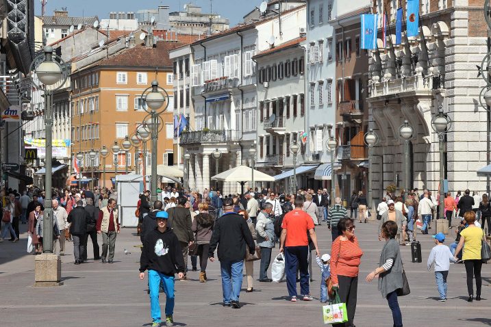 Građani i tvrtke trebali bi ubuduće dobivati desetke usluga elektroničkim sustavima / Foto Sergej DRECHSLER