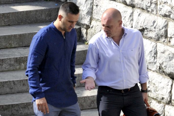 Aleksandar Cupać (na slici s odvjetnikom Goranom Marjanovićem) tereti se za smrt dvojice pješaka / V. KARUZA/Arhiva NL