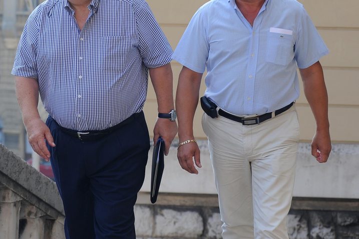 Mladen Črnjar i Ingo Kamenar tvrde je Antolović bio neugodan i prijetio, a Milivoj Mićo Antolović tvrdi da je Črnjara »samo« povukao za uho / snimio I. Tomić