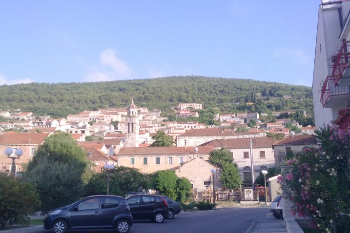 Rođendanski ručak za obitelj Favro iz Blata na Korčili umalo je završio tragično / Foto Arhiv NL