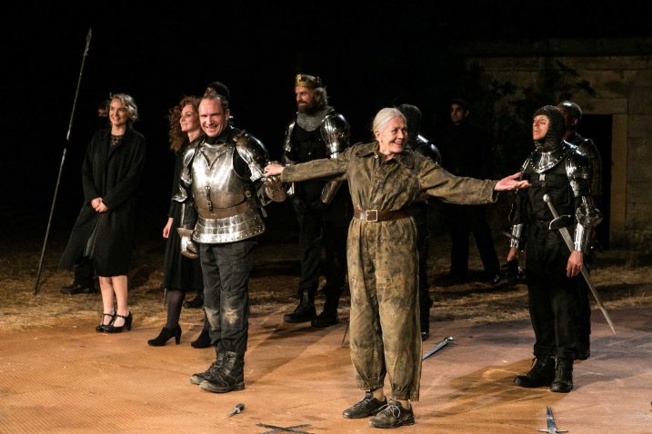Vanessa Redgrave, Ralph Fiennes i dio glumačkog ansambla na poklonu / Foto ULYSSES