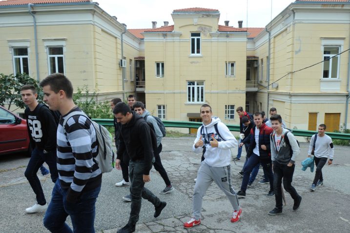 Na neslavnoj ljestvici izostanaka srednjoškolci PGŽ-a zauzeli visoko treće mjesto  / arhiva NL