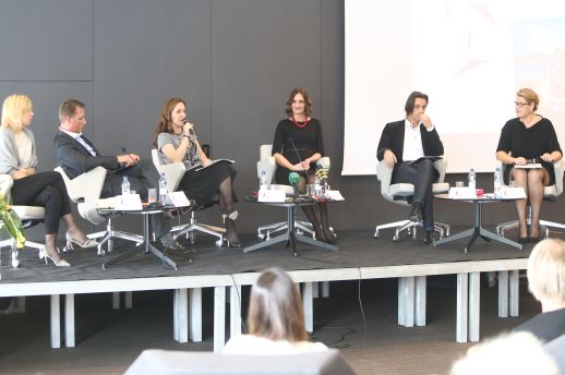 S konferencije