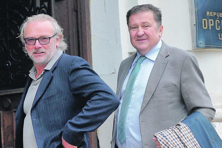 Nikola Tomac (lijevo) s odvjetnikom / snimio I. TOMIĆ/Arhiva NL
