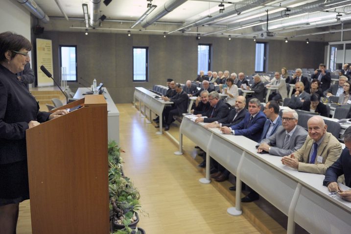 Sudionici znanstvenog skupa na Filozofskom fakultetu u Rijeci  / snimio R. BRMALJ