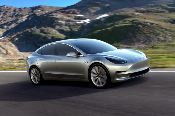 Tesla Model 3 / Reuters