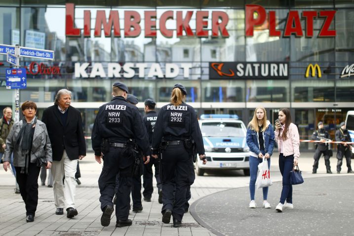 Policija nadzire ulice Essena / Reuters