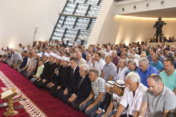 S proslave Kurban bajrama u Islamskom centru / Snimio Marin ANIČIĆ
