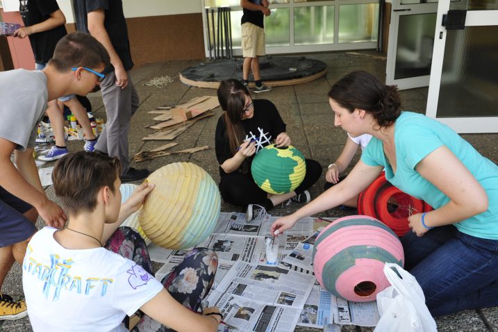 Užurbane pripreme pred otvorenje 11. Liburnicona u zgradi opatijske osnovne škole / foto M. ANIČIĆ