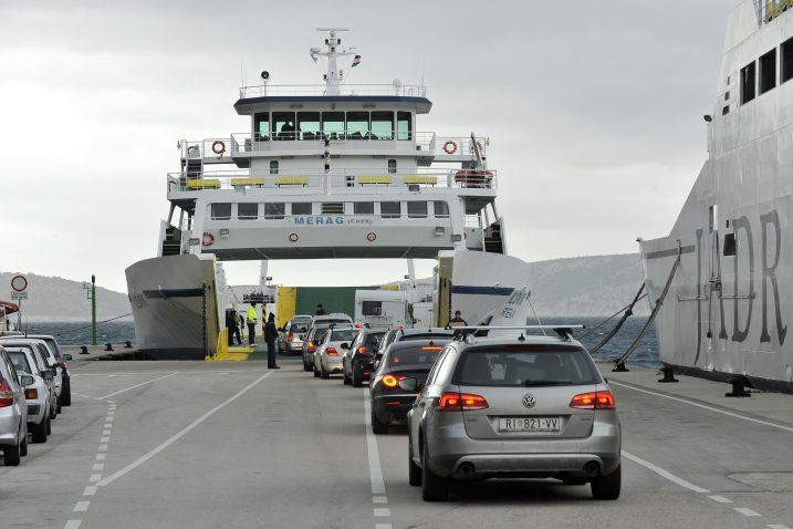 Moguće je da su vremenske prilike u siječnju, veljači i ožujku uzrokovale smanjenje prometa / Foto Silvano JEŽINA