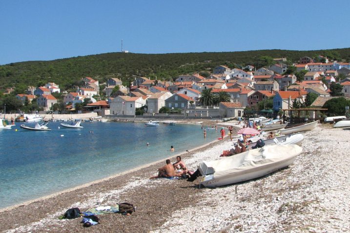 Unije, otok lošinjskog arhipelaga, mogao bi ovog ljeta ostati bez turističke ambulante / Foto NL arhiv