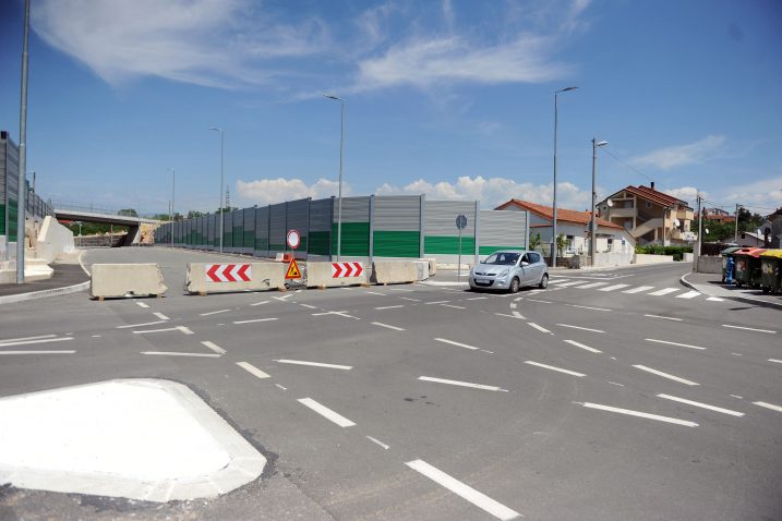 Prometnica konačno stigla do križanja Štefani oko kojega su se radovi "vrtili" još od 2013. / Foto Roni BRMALJ