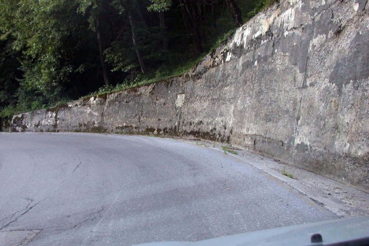 Nestala spomen ploča / snimio Ž. MALNAR