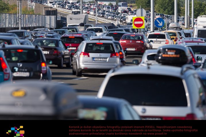 Od ranog jutra gužve na naplatnoj postaji Lučko/ Davor Puklavec/PIXSELL