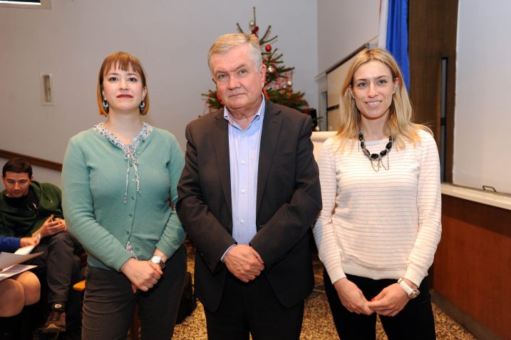 Stipan Jonjić i asistenice / Foto Davor Kovačević
