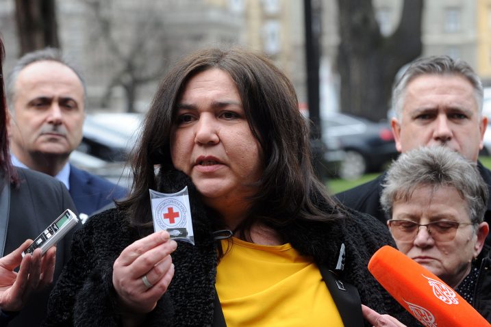 'Znamo da Aleksandar Vučić, ako hoće, može pomoći. Nećemo reći ni da mu vjerujemo, ni da mu ne vjerujemo. Čekamo', kaže Ljiljana Alvir / Snimio Davor Kovačević