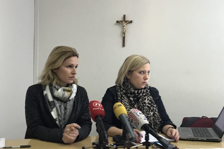 Nina Kuluz i njena dobra prijateljica Vanda Plazonić