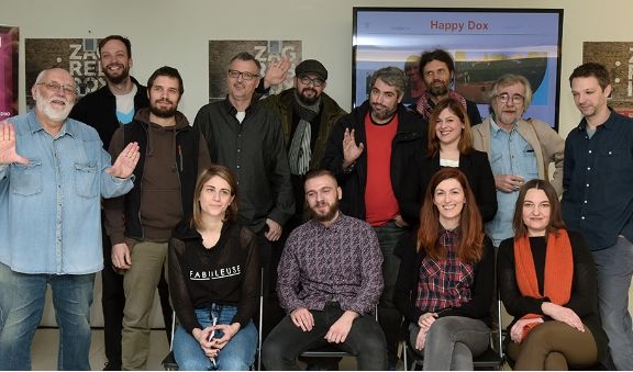 Domaći autori s pokretačem i direktorom festivala Nenadom Puhovskim (sasvim lijevo) / Snimio Denis LOVROVIĆ