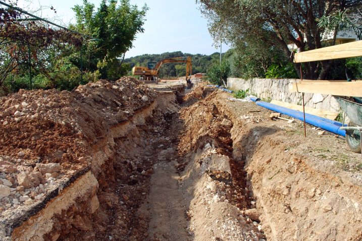 Radovi na izgradnji kanalizacijskih pročistača Krka, Omišlja i Malinske simboličan su uvod u nove velike zahvate / Foto: M. TRINAJSTIĆ