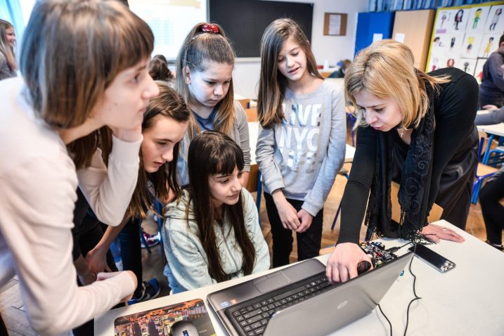 Učenice gube interes za STEM u 15. godini / arhiva NL