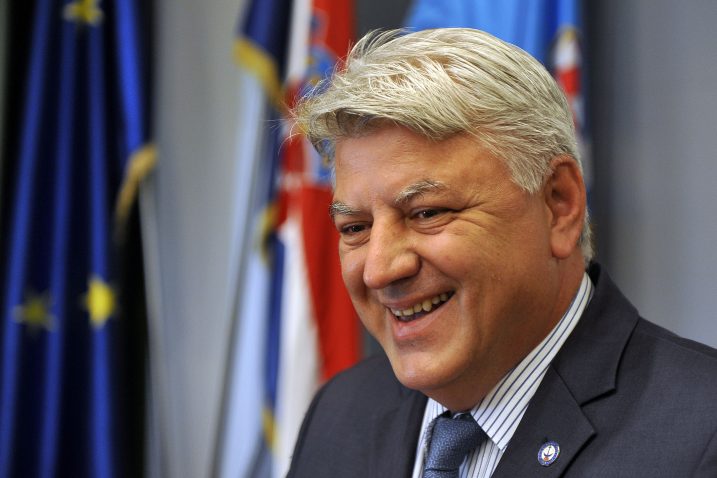 Zlatko Komadina na press kolegiju  / snimio R. BRMALJ