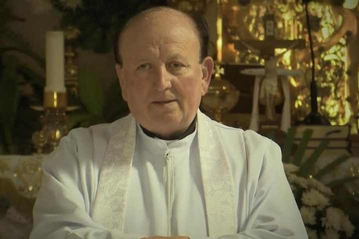 Župnik Asić