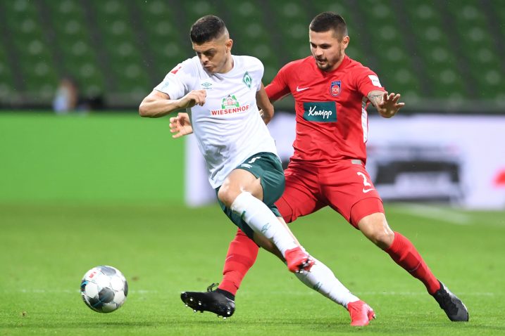 Milot Rashica (Werder) i Marnon Busch (Heidenheim)/Foto REUTERS,