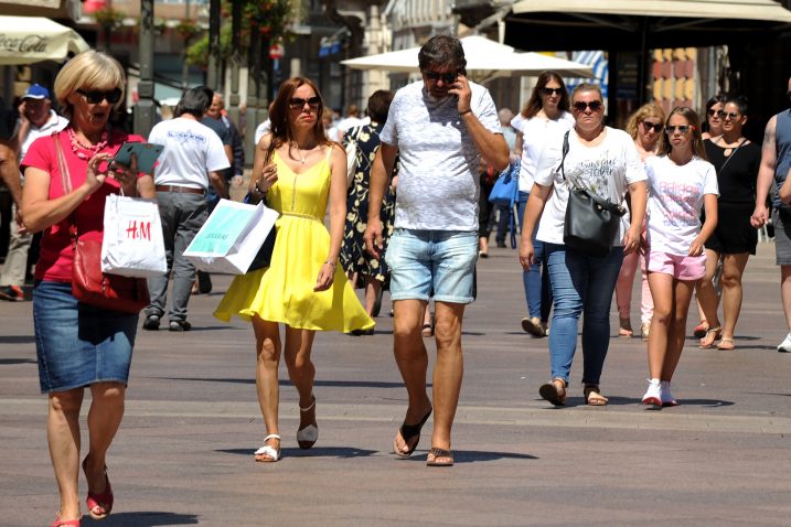 M. GRACIN Caption: Koja će Vladina obećanja biti realizirana do kraja mandata?
