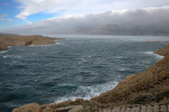 Bura / Foto Filip Brala/PIXSELL