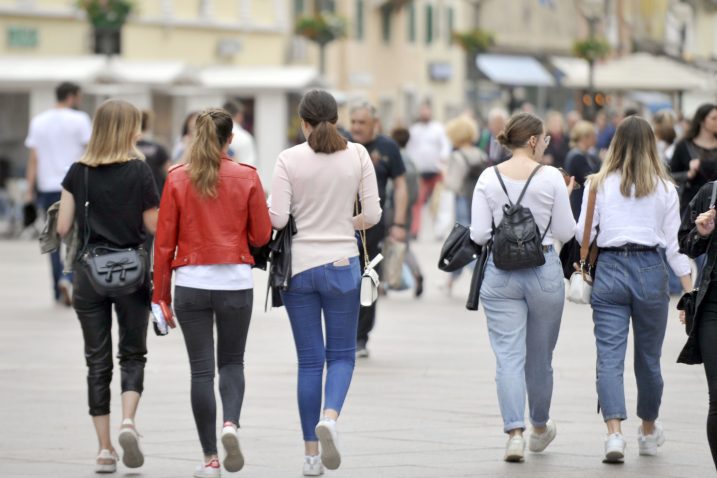 Epidemija je uzela svoj danak, pa ove godine nema ništa od putovanja u Španjolsku ili Češku / Snimio VEDRAN KARUZA