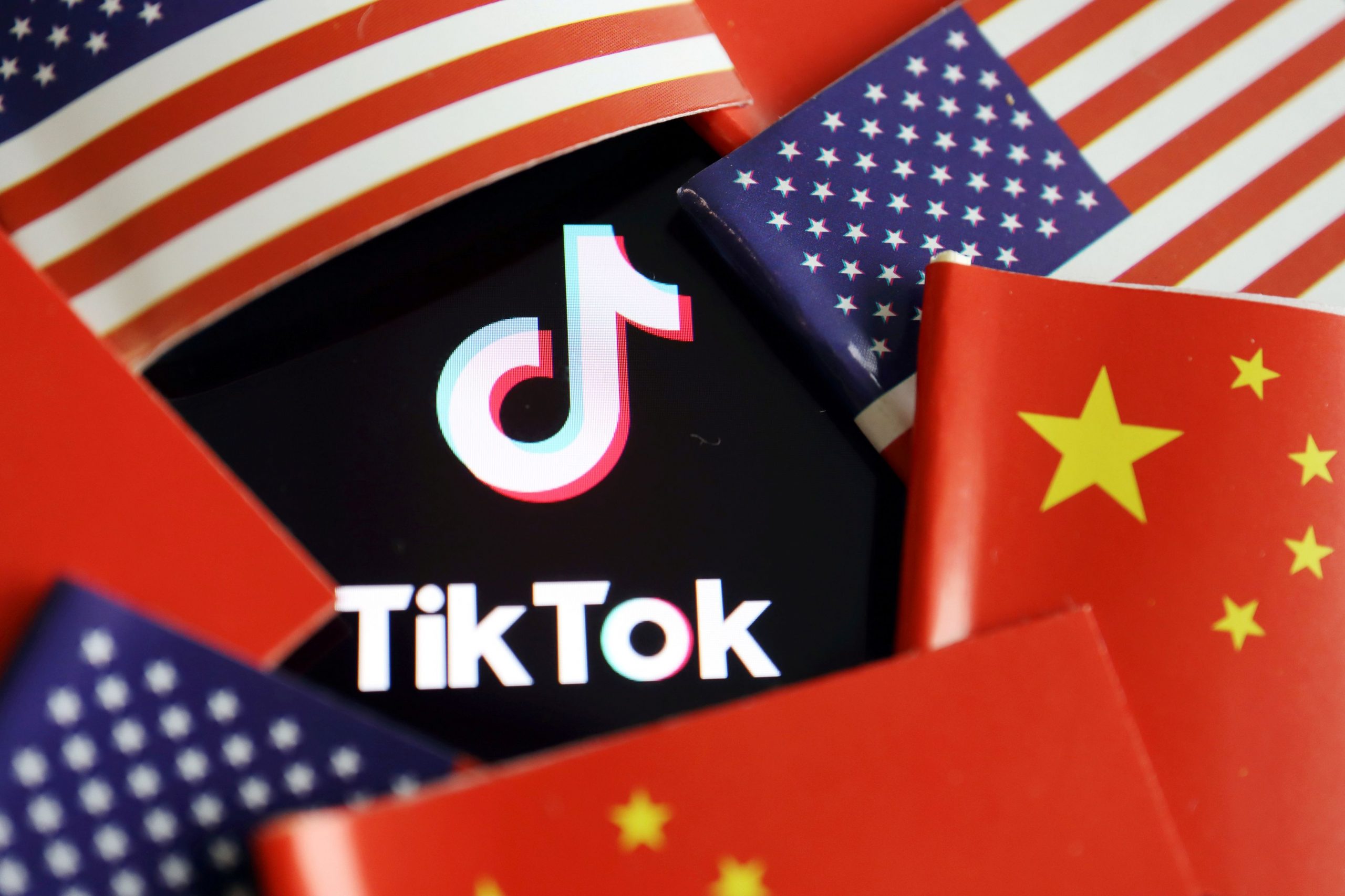TikTok, ilustracija / REUTERS