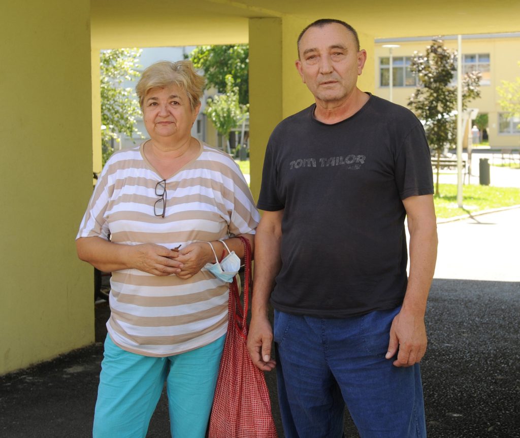 Stradala im je kuća na Lašćini, a više i ne broje dane koliko su u Domu - Cilika i Jozo Tokić / Foto: D. JELINEK