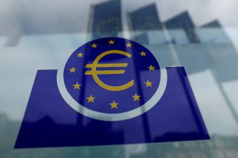 Europska središnja banka politikom niskih kamata nastoji povećati investicijsku potrošnju i spriječiti snažan pad zaposlenosti u EU-u / Reuters