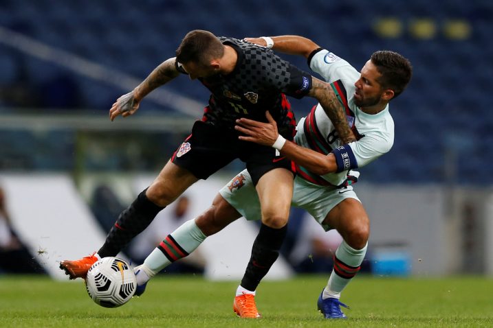 Marcelo Brozović i Joao Moutinho/Foto REUTERS