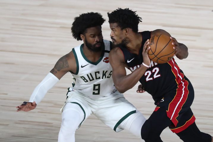 Jimmy Butler i Wesley Matthews/Foto REUTERS