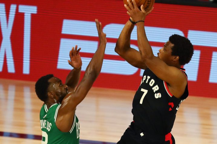 Kemba Walker (Boston) i Kyle Lowry (Toronto)/Foto REUTERS